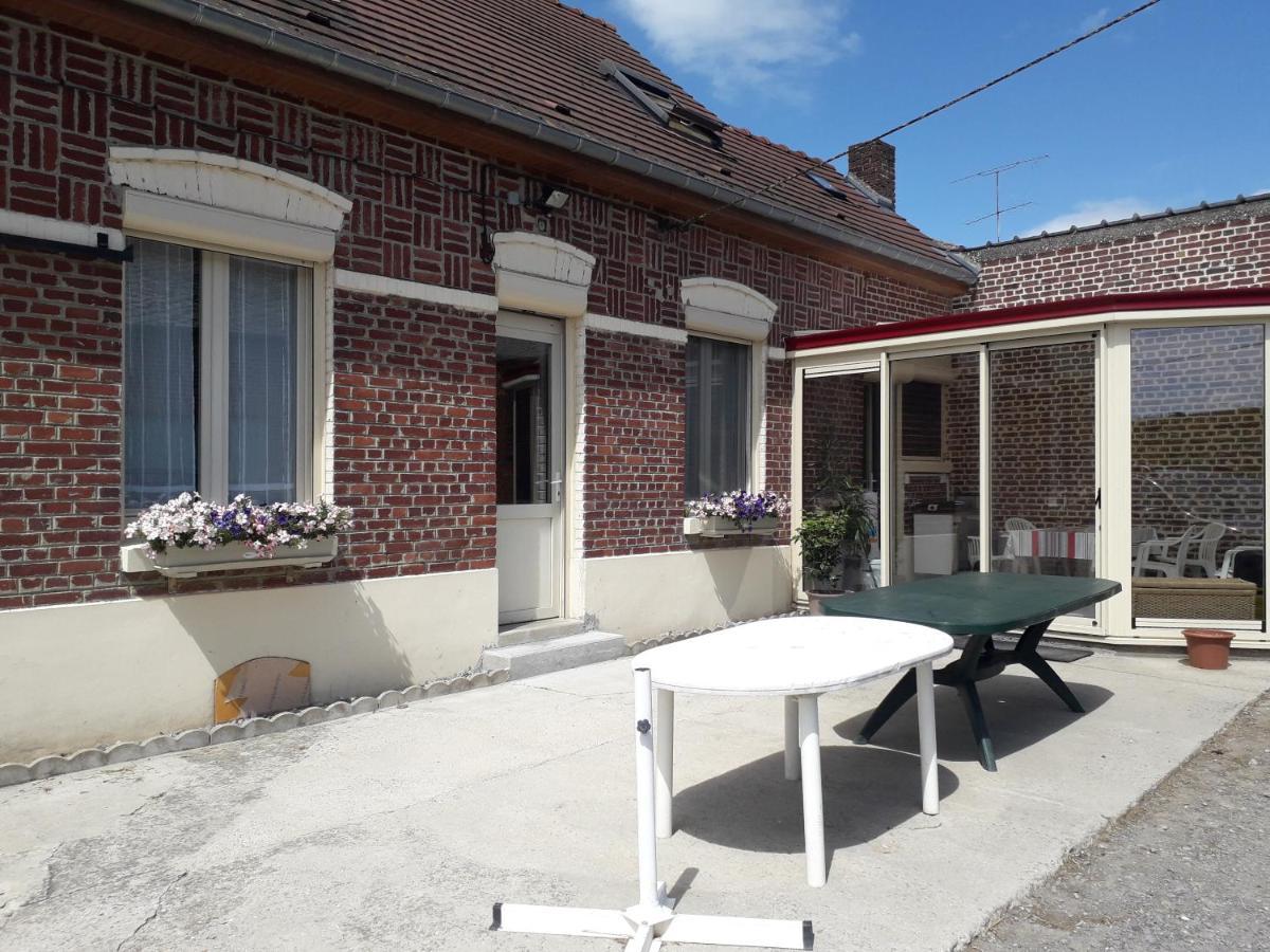 Chez Chantal Et Guy Grandcourt  Eksteriør billede